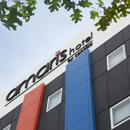 Amaris Hotel Cihampelas Bandung Exterior photo