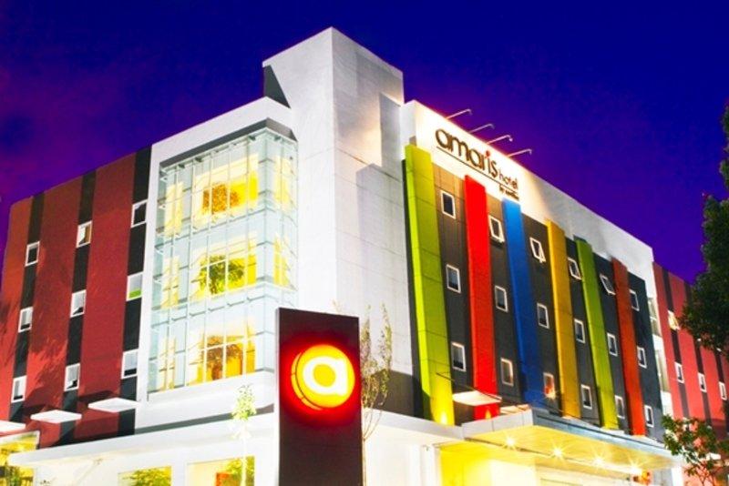 Amaris Hotel Cihampelas Bandung Exterior photo